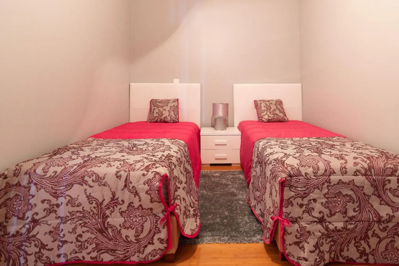 Apartment Laranjeiras Calheta