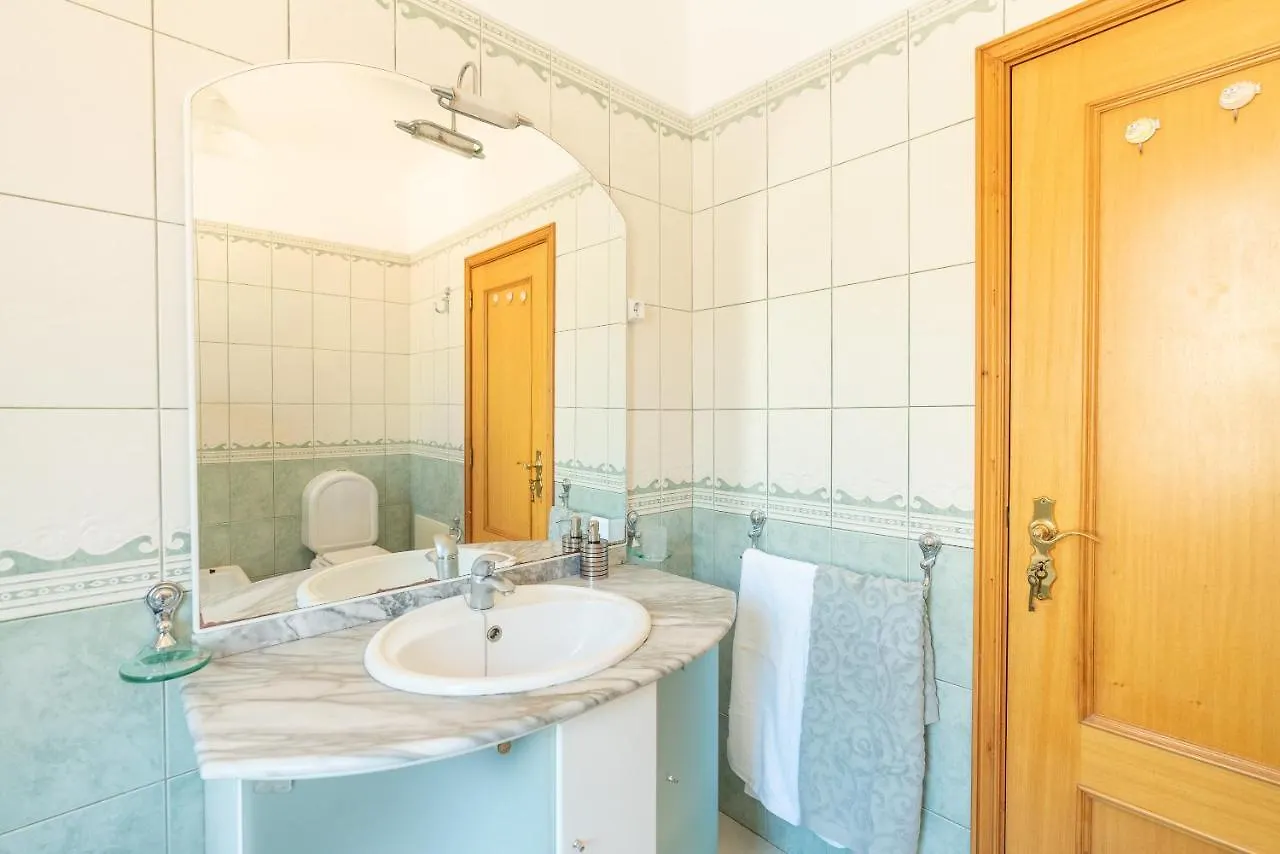Apartment Laranjeiras Calheta